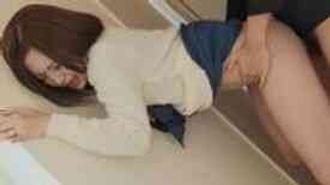 FC2-PPV-1599927 限量300【个人】三娃高腿妈妈，喝〇犯