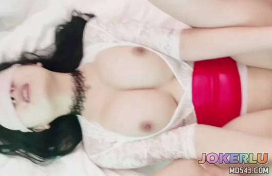  带着老婆去和同事做爱老婆太紧张了